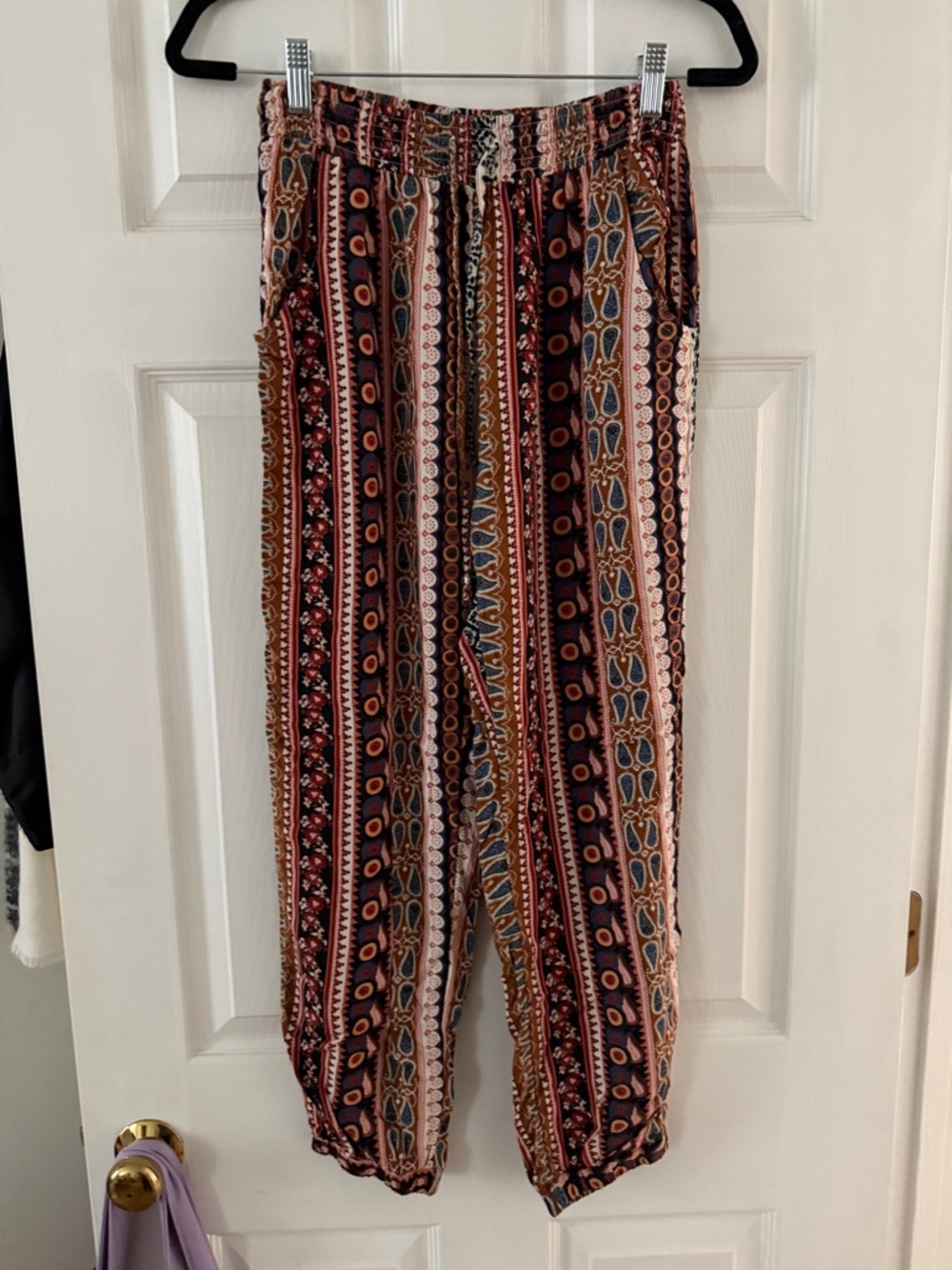 American Eagle Outfitters Multicolor Striped Boho Joggers